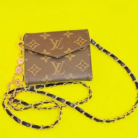 Louis Vuitton Elise Monogram Bifold Compact wallet - Picture 13 of 16